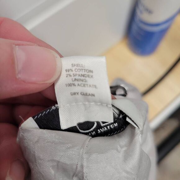 Ann Taylor Loft Petite Cream Blazer, size 2p - Picture 4 of 4